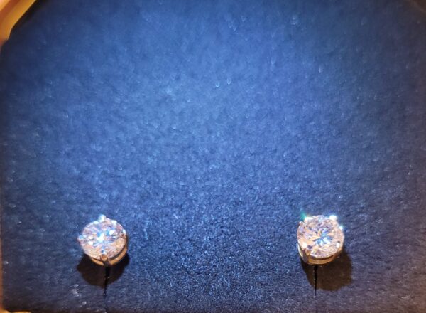 Gem stone diamond Solitaire Stud